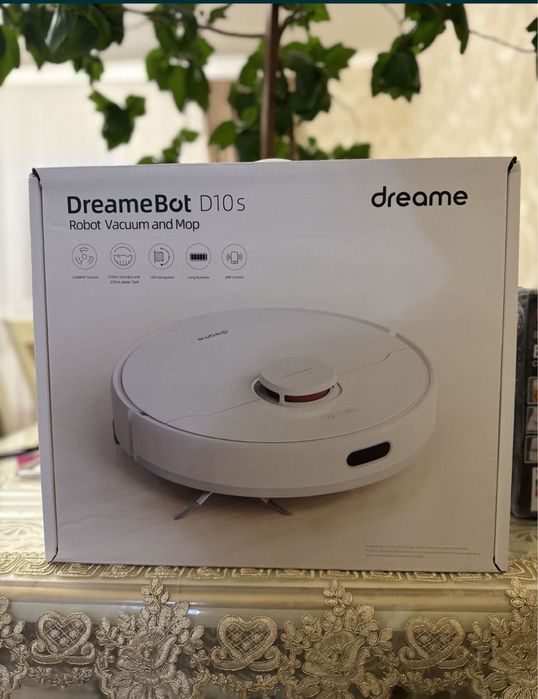 Срочно продам робот пылесос dreameBot D10s
