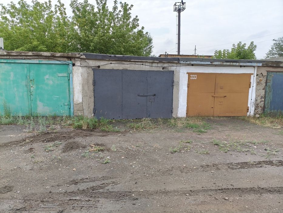 Продам гараж Бахор