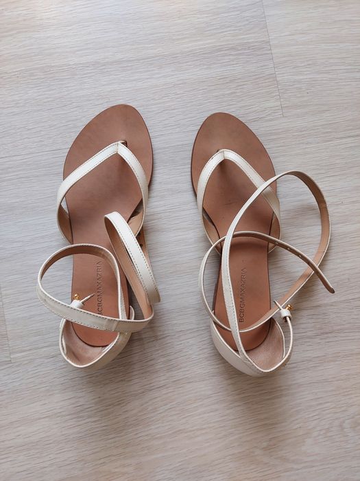 Кафяви и бели  сандали с  връзки и каишки-30лв.