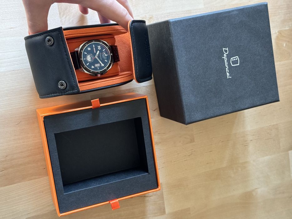 Механичен рейсинг часовник Depancel Pista Motul