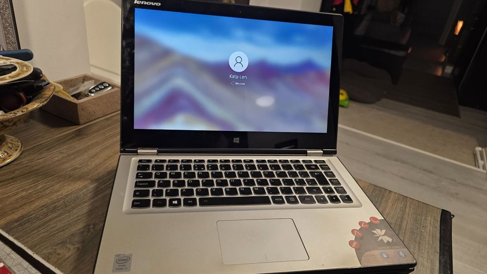 laptop Lenovo yoga 2  touch screen i7 cu 8 gram si ssd 256