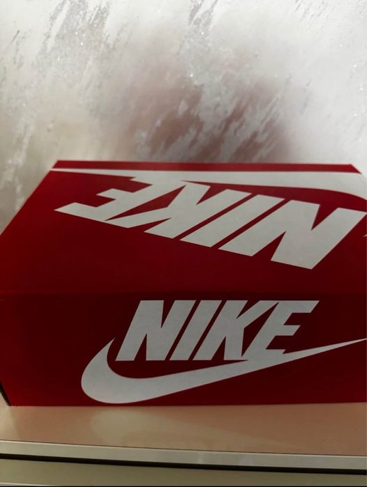 Маратонки Air Uptempo