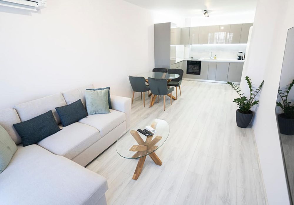 Дава се под наем Двустаен апартамент в Пловдив, Христо Смирненски - 75 кв.м за 550 € - Снимка #1