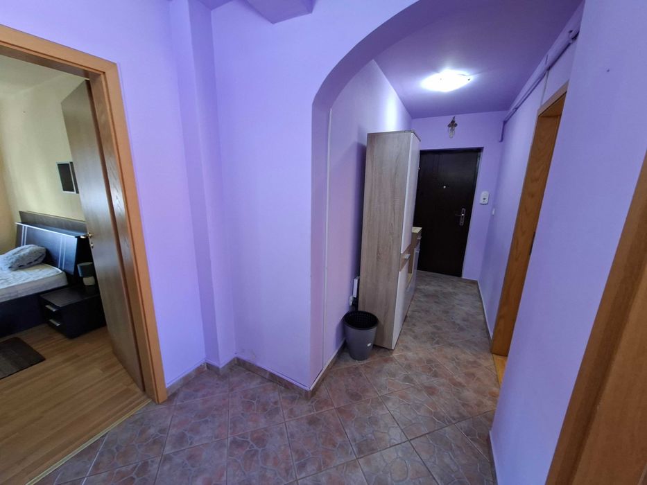 Inchiriez apartament doua camere decomandat Sibiu - Turnisor