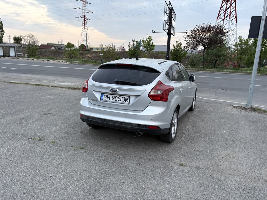 Ford Focus , cutie defecta