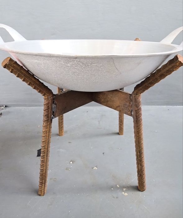 Suport  Metal Ceaun / Camping  Foc