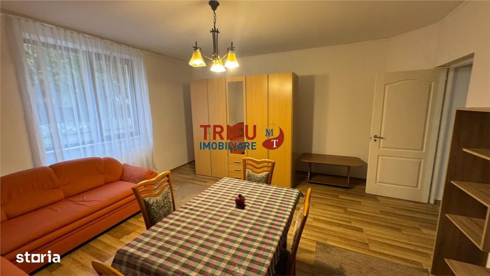 Apartament spatios cu 2 camere in vila, zona Centru, pretabil locuinta