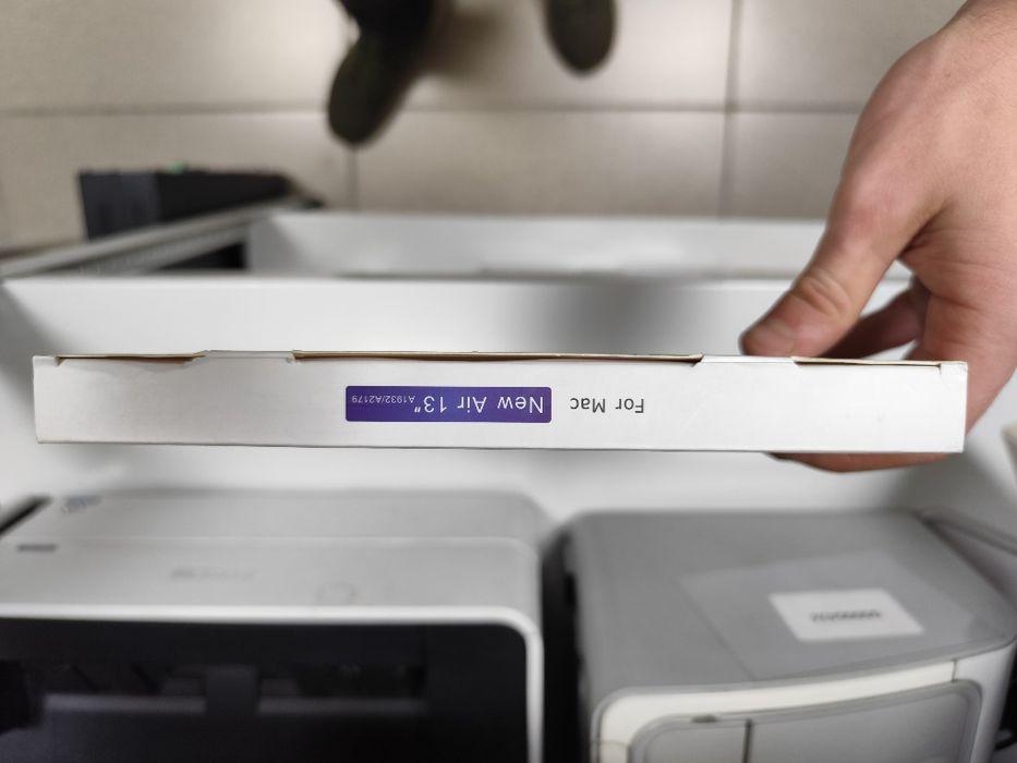 Продам защитный чехол для MacBook Air13