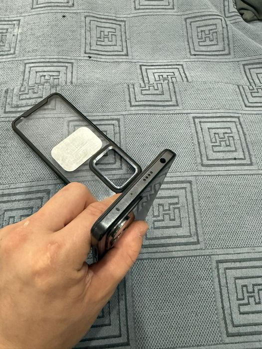 Продам poco x5 pro 256 5G