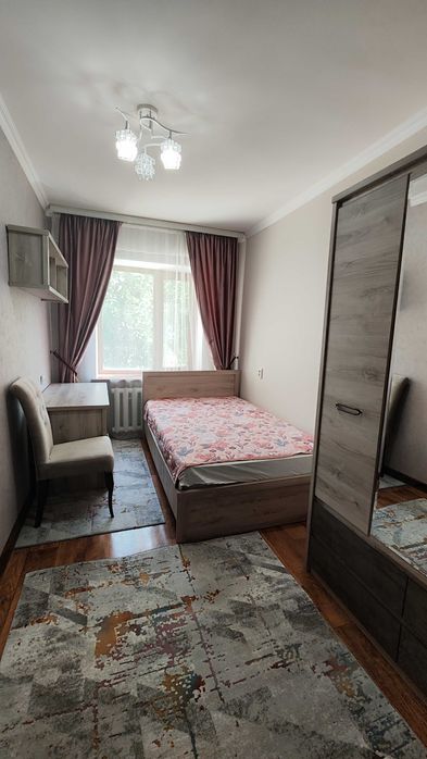 Продам 5 комнатную квартиру