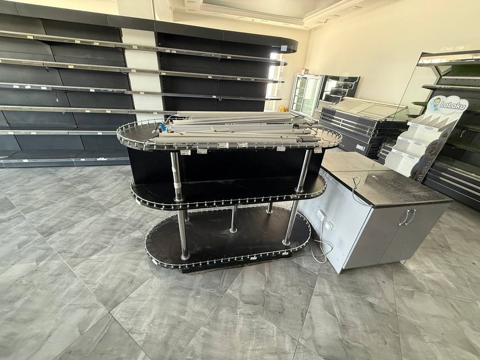 Market uchun stilajlar va marazelkalar sotiladi