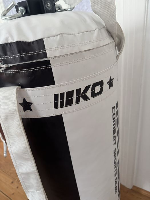 Sac box Knock Out – nou, ideal pentru acasă