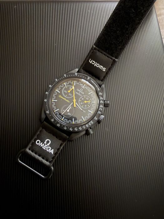 Omega speedmaster moonswatch