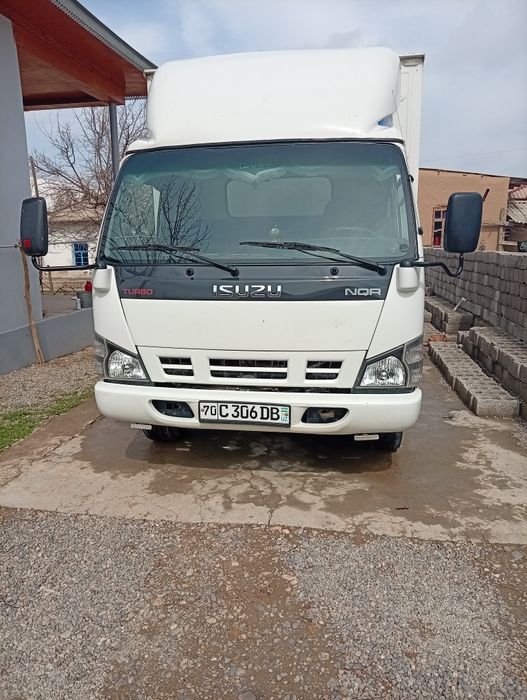 Isuzu nqr 71 sotiladi