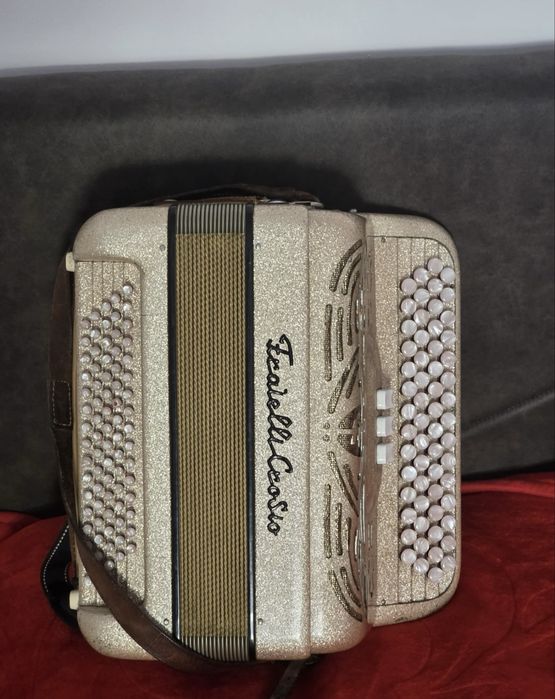 Vand acordeon butoane FRATELLI CROSIO