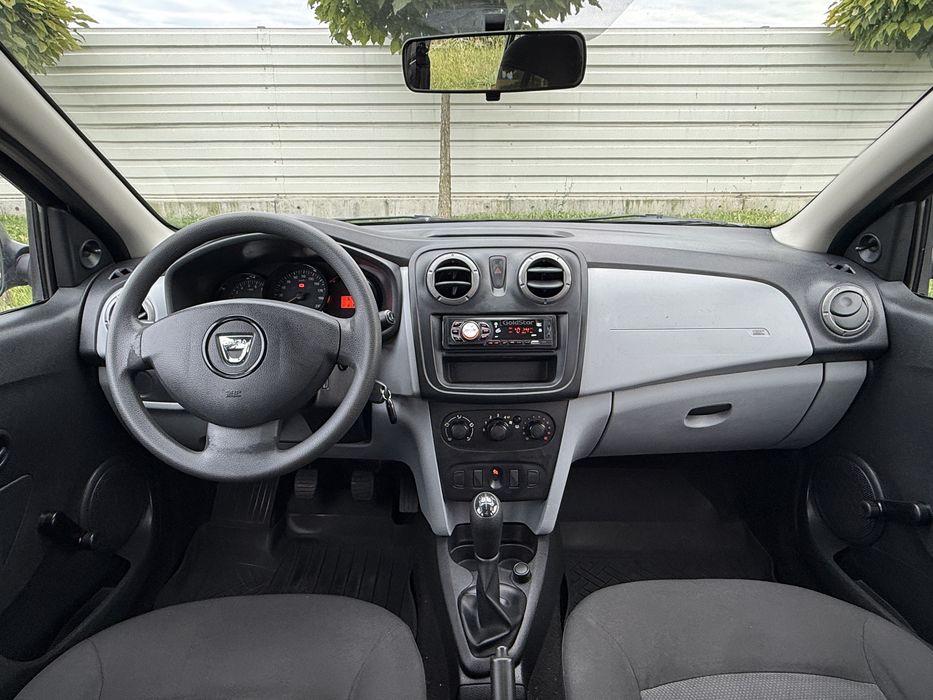 Dacia Sandero 2014 - 69.000KM - 1.2 Benzina - fara dotari