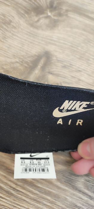 Продам новые кроссовки NIKE  AIR