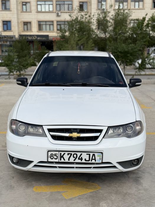 Nexia 2 сотилади