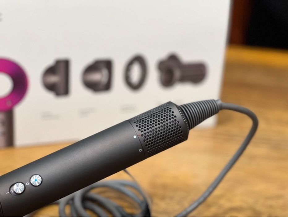 Uscător de păr Dyson