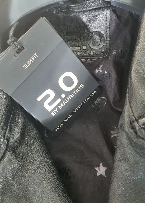 Geaca biker de piele cu tinte NOU cu eticheta 38 slim fit