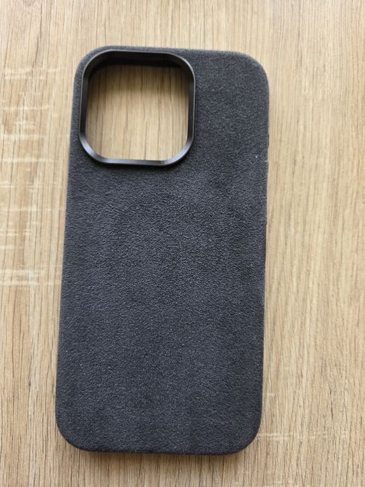 Husa iphone 14 si 15 simplu, piele Alcantara, MagSafe