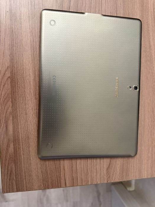 Планшет Samsung Galaxy Tab S 10.5 Super AMOLED 2.5K