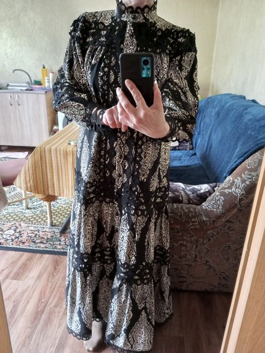 Продам платье женское