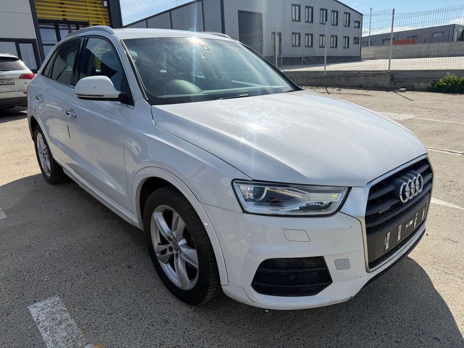 Dezmembrez Audi q3 facelift 2015 alb lb9a 2.0 tdi CUVC quattro