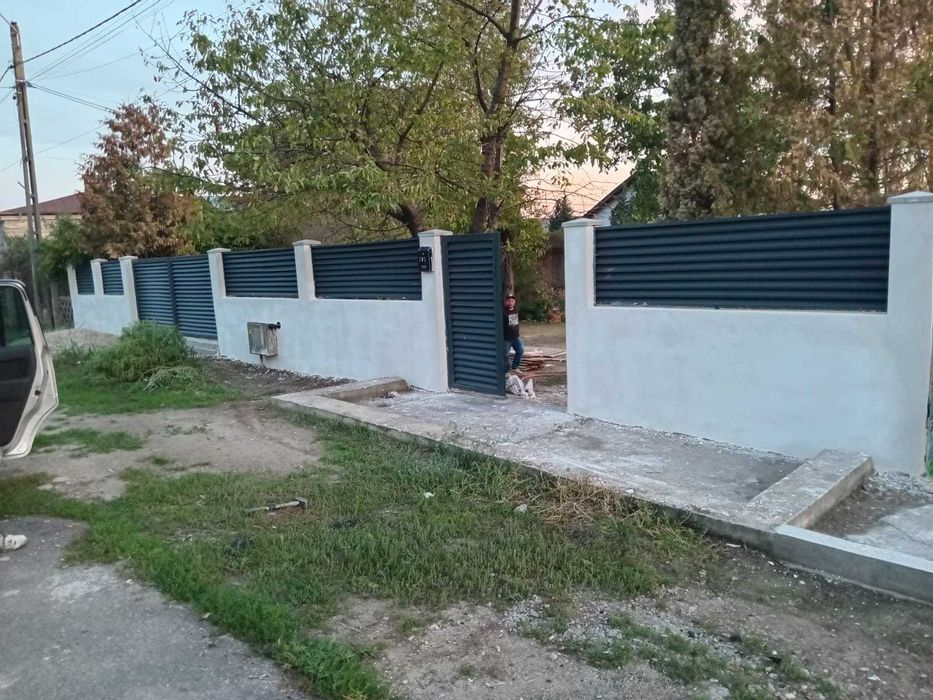 Garduri si porti din panouri stil jaluzele si alte modele disponibile