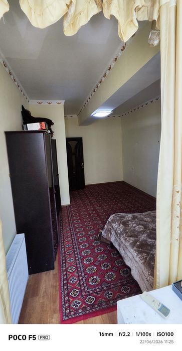 Buxoro shahri Karzinka 1 da tezda 1 xonalik uy sotiladi.