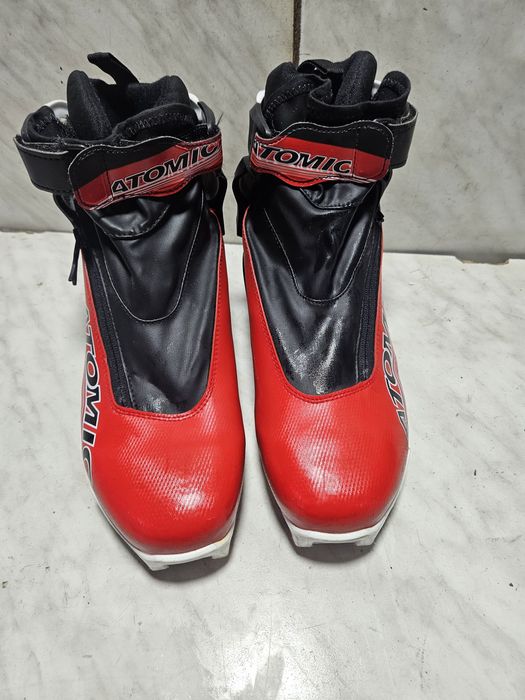 Clapari ghete ski schi fond Atomic marimea  40 (25 cm) SNS .