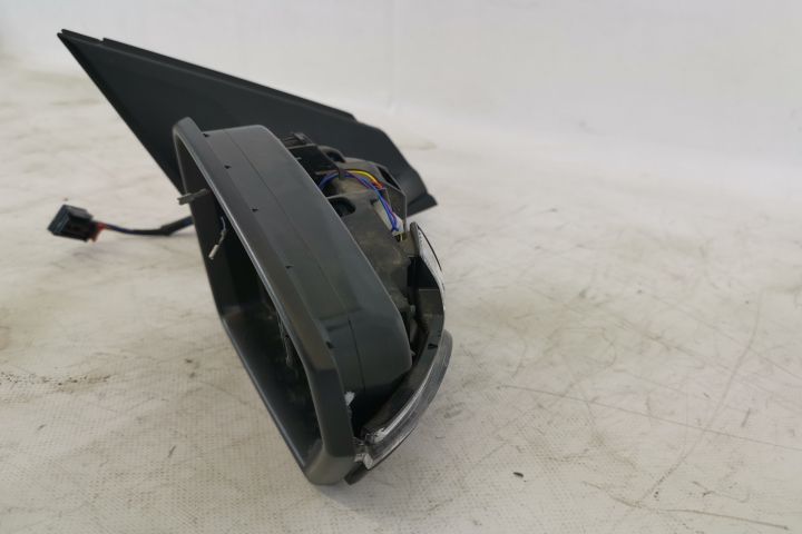 Оригинално дясно огледало, напълно електрическо, във добро състояние Ф