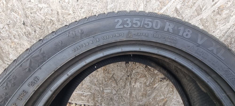 Anvelopa  Semperit 235/50 R18 Vredestein 235/45 R18  Debica 215/65 R16