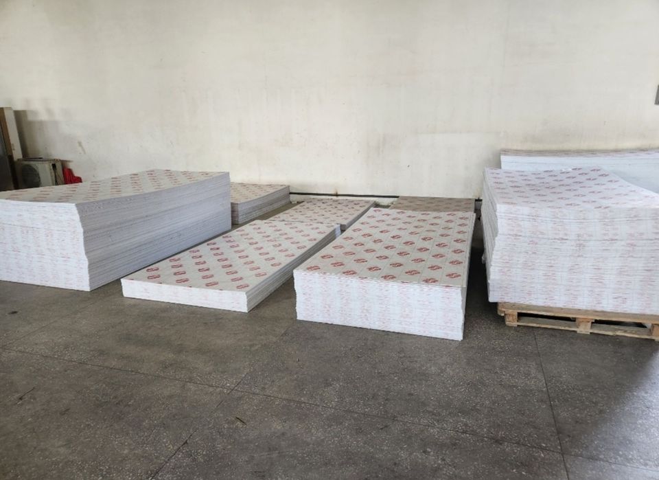 Оргстекло толщина 1,6 мм до 10 мм ОПТОМ
В наличии тоже есть (прозрачны