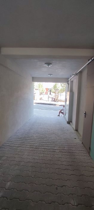 Продава се Двустаен апартамент в Бургас, Възраждане - 75 кв.м за 3334 €/кв.м - Снимка #4