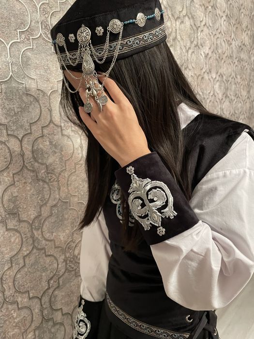 Такия корсет и рукав