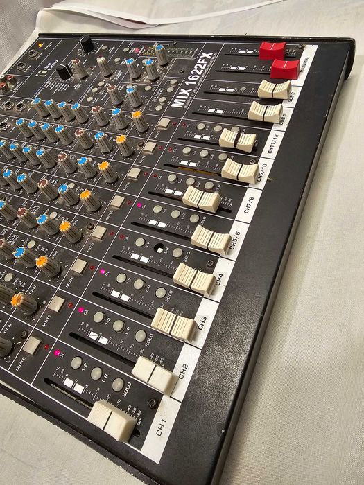 Thomann the t.mix mix 1622 fx 8 canale + efecte XLR out