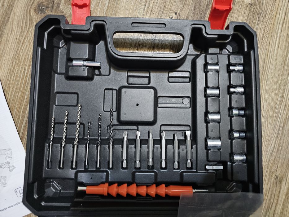 Шуруповерт аккумуляторный