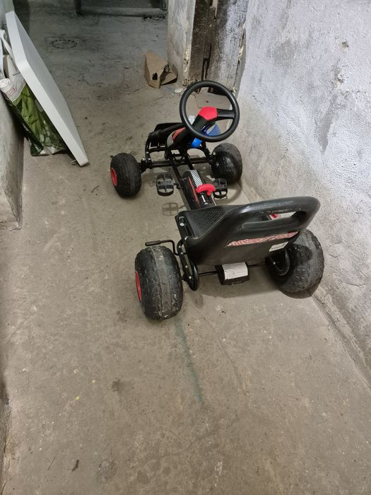 cart cu pedale copii