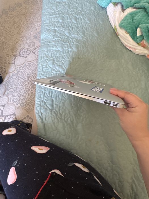 Macbook за 55000 тенге