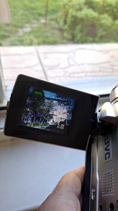 Cameră video digitala Jvc