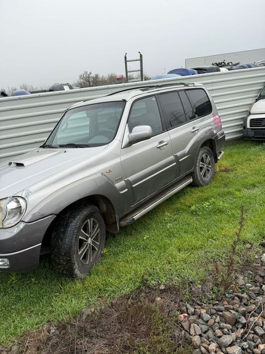 Dezmembrez Hyundai Terracan 2.9