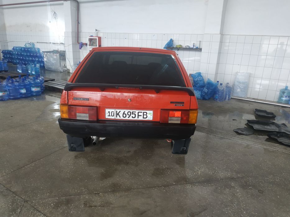 Срочна сотилади Лада