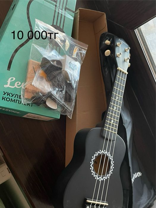 Продам укулеле комплект