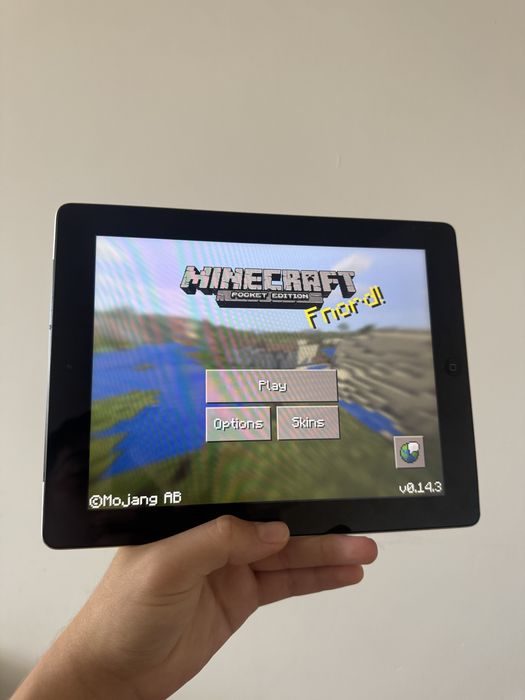 iPad 2 64GB / iOS 6 (Редкость, YouTube, ретро-игры)