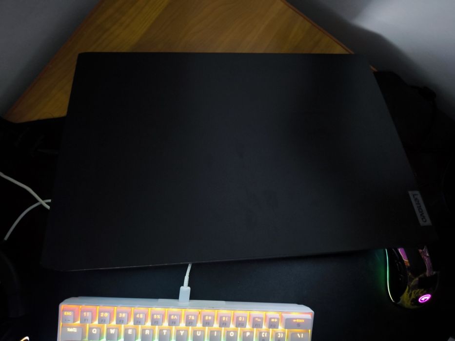 Vand laptop IDEAPAD LENOVO gaming RTX 3050TI!