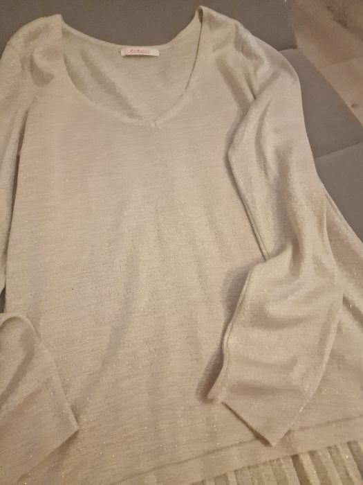 Pulover fir auriu discret