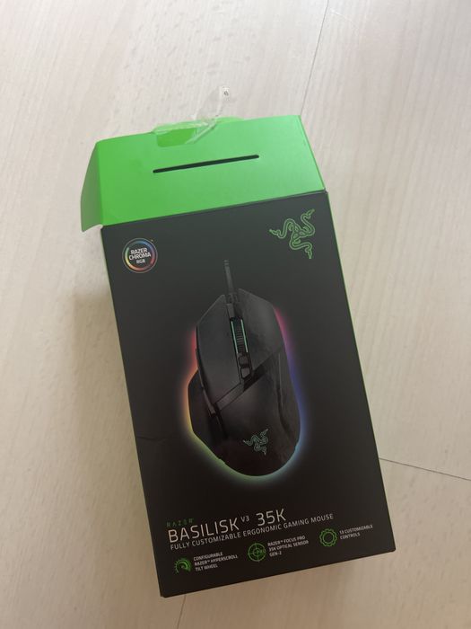 Геймърска мишка Razer Basilisk v3 35k
