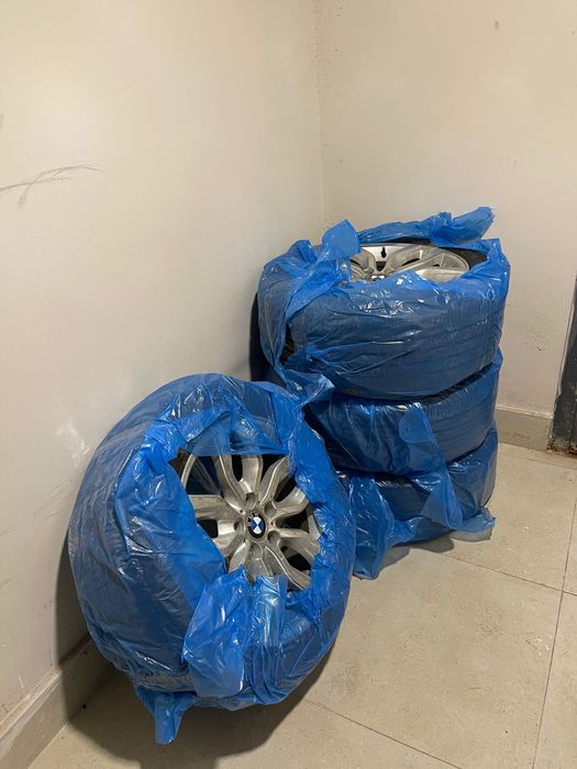 Литые диски с резиной на BMW