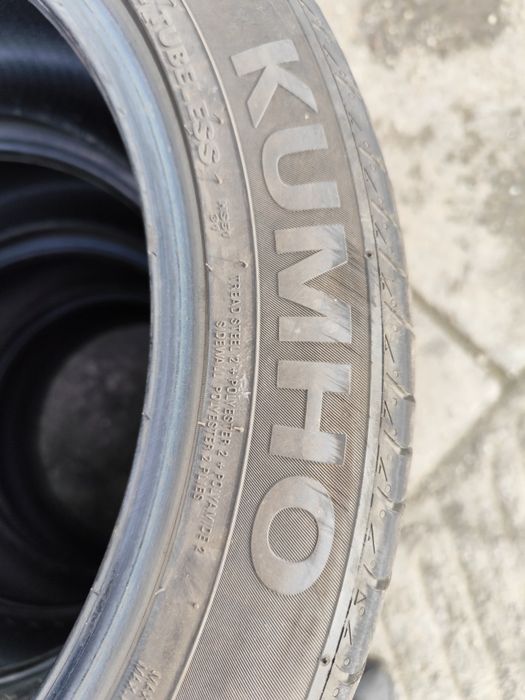 Anvelope 235 45 r18 vara kumho